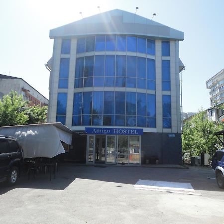 Amigo Hostel Almaty Esterno foto